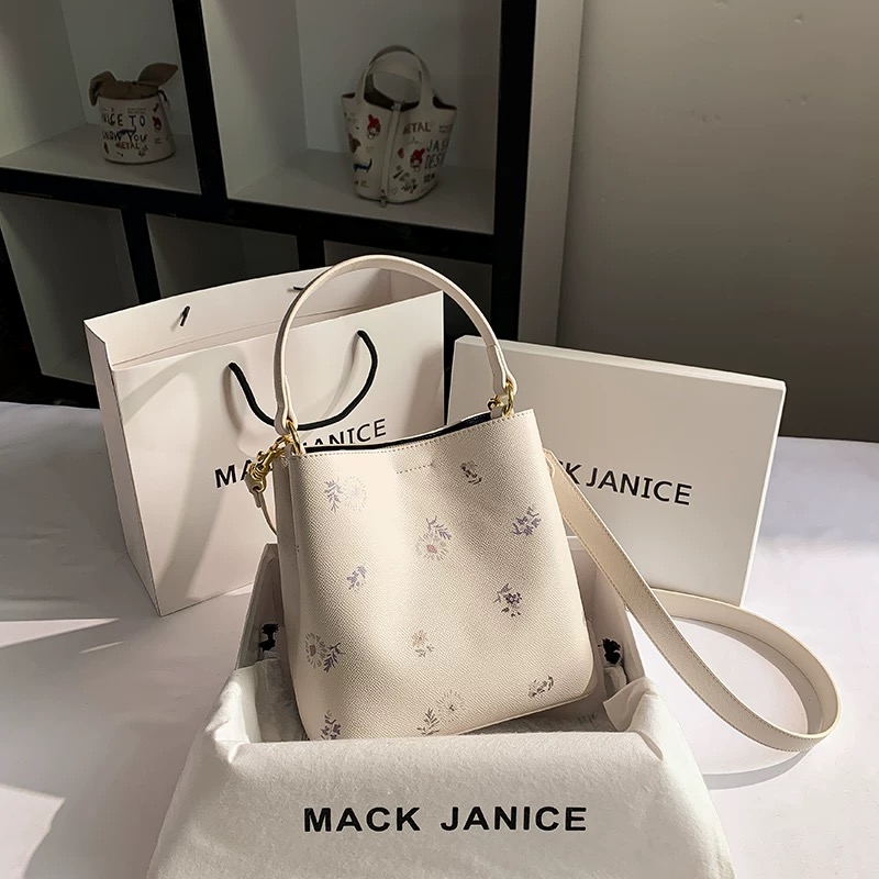 کیف دوشی زنانه برند Mack Janice  شماره مدل OUT1010